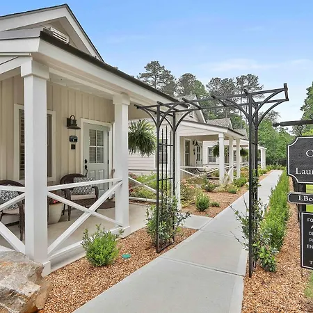 The Cottages At Laurel Brooke